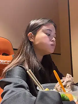 Toffee-00 online show from December 5, 11:09 am