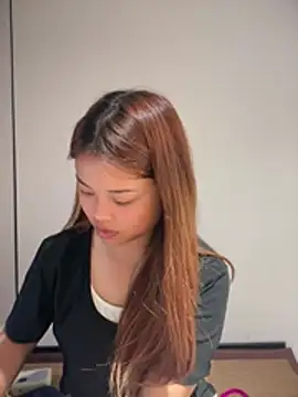 Snapshot of Toffee-00 chatting on June 22, 7:27 am Toffee-00 online show from June 22, 7:27 am