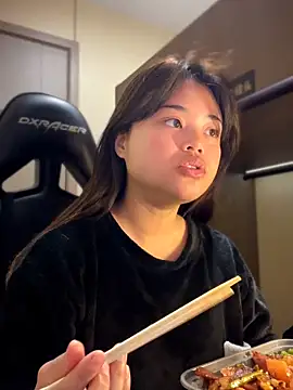 Toffee-00 online show from March 5, 4:53 am