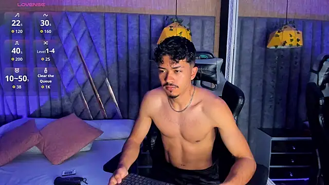 NicolaiKarav online show from April 6, 11:00 am