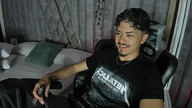 NicolaiKarav online show from April 19, 12:06 pm