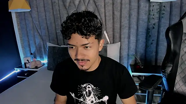 NicolaiKarav online show from March 7, 11:59 am