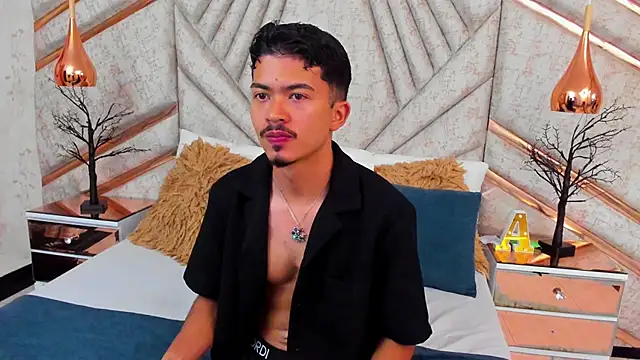 NicolaiKarav online show from November 28, 11:10 am