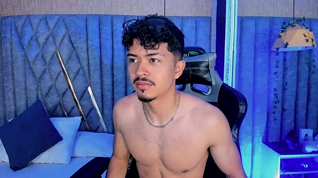 NicolaiKarav online show from April 9, 11:49 am