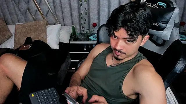 Snapshot of NicolaiKarav chatting on July 12, 12:55 am NicolaiKarav online show from July 12, 12:55 am