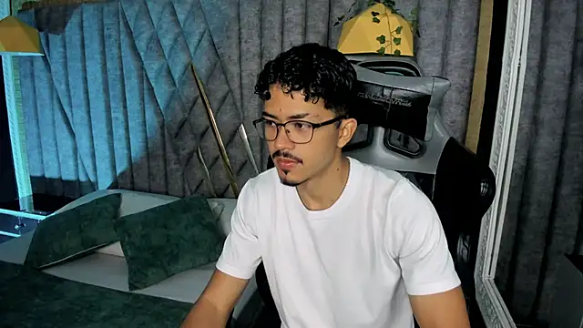 NicolaiKarav online show from March 22, 2:07 pm