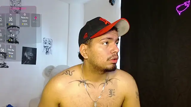 Snapshot of Henry_villa23 chatting on March 10, 2:43 pm Henry villa23 online show from March 10, 2:43 pm