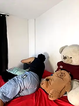 Henry villa23 online show from December 4, 3:44 pm