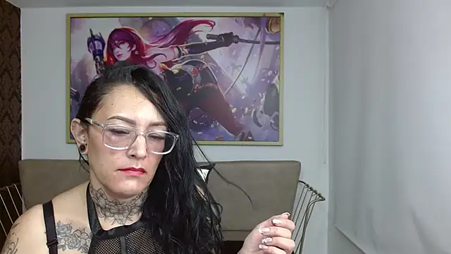 Roxanne vale online show from November 24, 8:09 pm