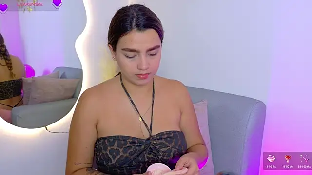 Ambar Carter online show from June 4, 7:29 pm