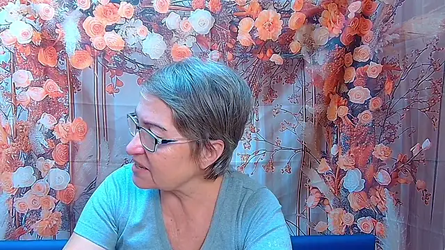 OlgaLuck online show from December 5, 7:29 am