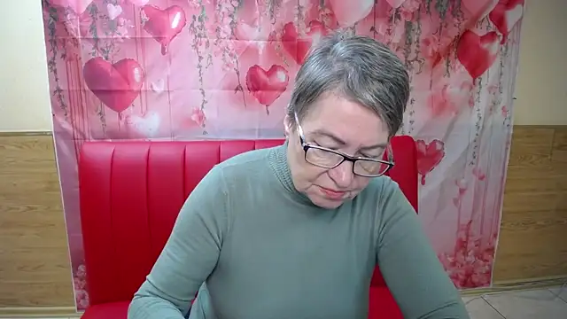 OlgaLuck online show from March 2, 6:03 am