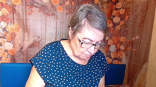 OlgaLuck online show from December 3, 6:36 am