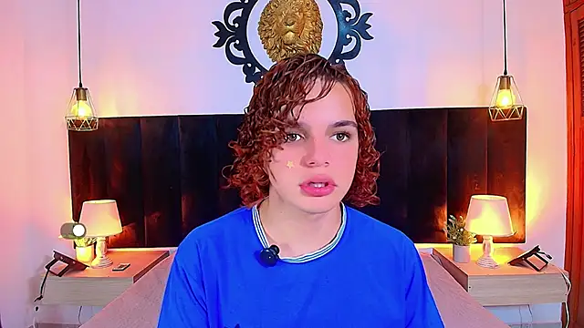 Snapshot of Skyee_angel chatting on June 20, 7:30 pm Skyee angel online show from June 20, 7:30 pm