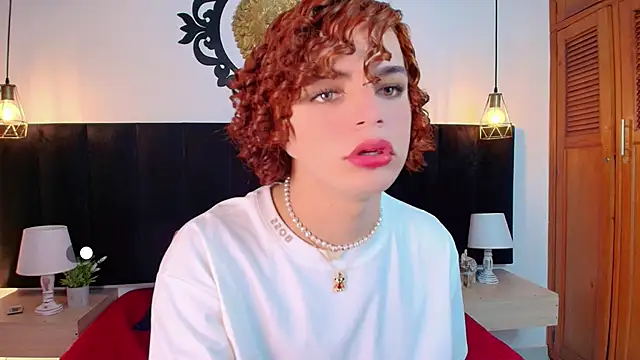 Skyee angel online show from April 8, 7:37 pm