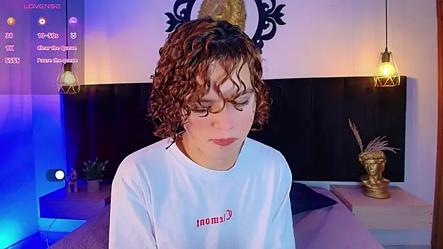 Skyee angel online show from March 15, 1:51 pm