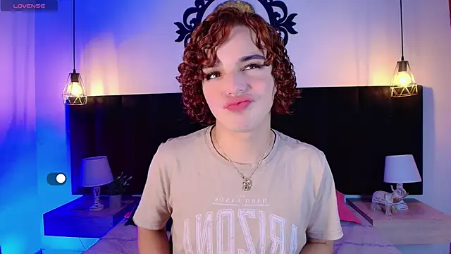 Skyee angel online show from April 1, 7:44 pm