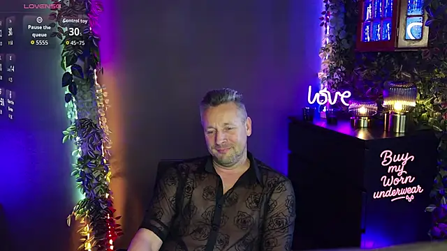 Hunter Fl online show from April 15, 4:00 pm