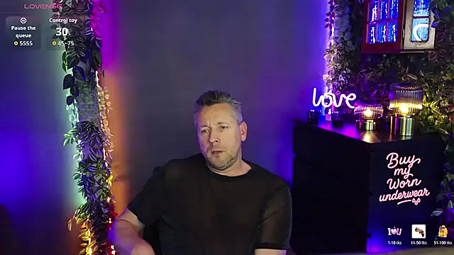 Hunter Fl online show from April 22, 4:03 pm