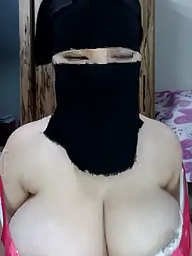 Honeygirl100 online show from January 10, 7:31 pm