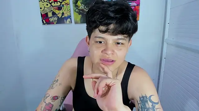 Snapshot of _ian_sweet chatting on November 21, 7:35 pm ian sweet online show from November 21, 7:35 pm