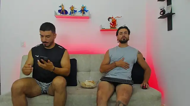 heteros curious online show from March 28, 1:17 am