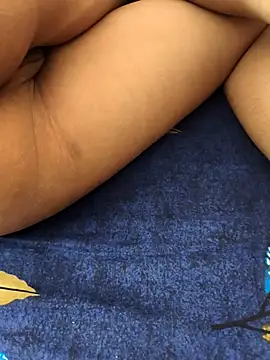 Snapshot of paro22_sex chatting on December 17, 7:30 pm paro22 sex online show from December 17, 7:30 pm