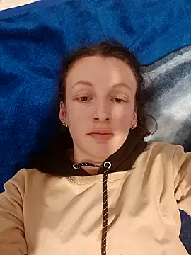 AlisKiv online show from November 28, 8:31 pm