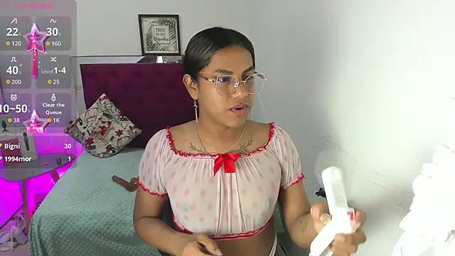 Samantha  F W online show from July 5, 4:19 am