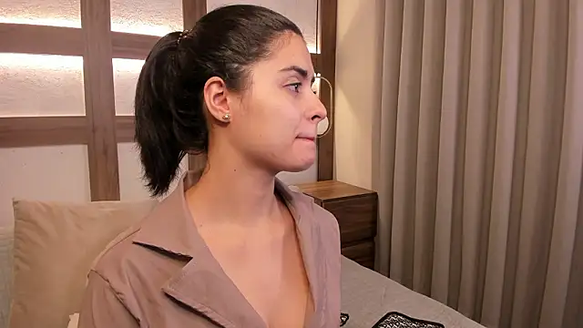 SarhaVega online show from February 7, 12:57 pm