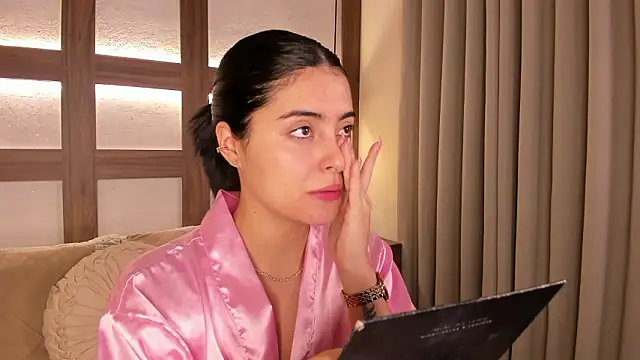 SarhaVega online show from March 21, 1:04 pm