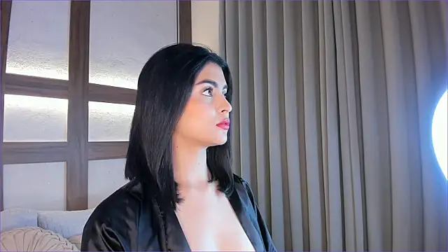 SarhaVega online show from November 28, 1:22 pm