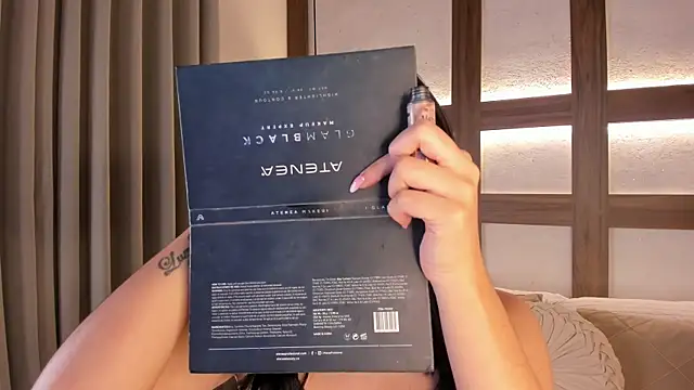 SarhaVega online show from January 8, 1:06 pm