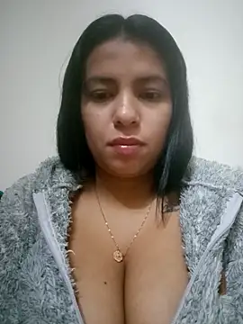 ashleey palmer online show from November 29, 1:39 am