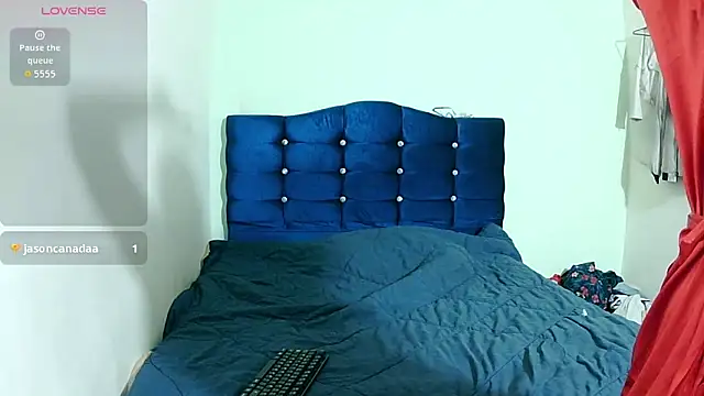 ashleey palmer online show from April 3, 7:37 am