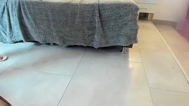 Mysterius Woman online show from February 25, 1:00 pm