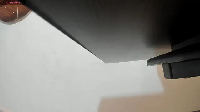 Izelevans online show from April 10, 10:00 am