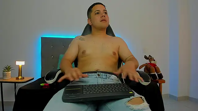 bry hill online show from November 28, 1:22 pm