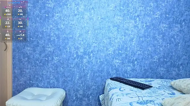 Snapshot of Malia_fox chatting on May 3, 7:28 pm Malia fox online show from May 3, 7:28 pm