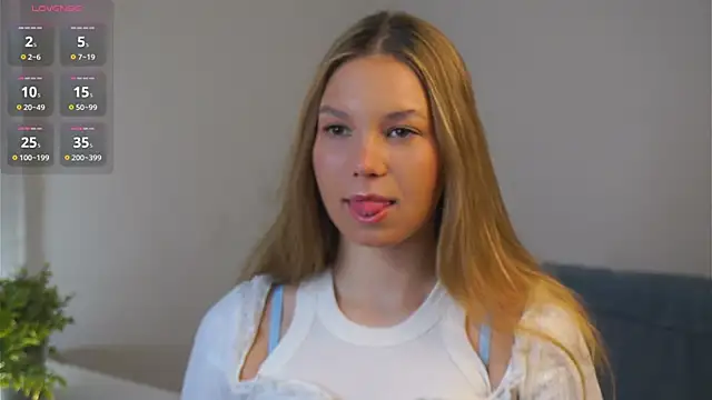 AmparoCilek online show from February 28, 8:52 pm