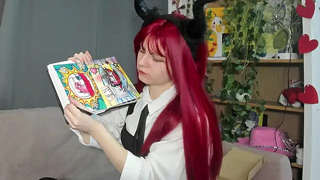 ShanaHearns online show from November 28, 8:25 am