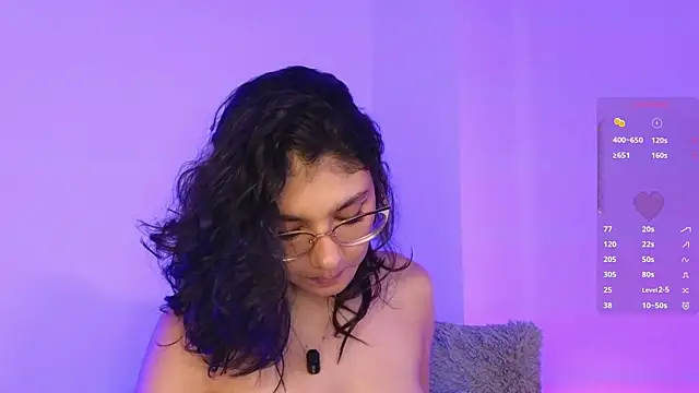 Snapshot of naty_saenz chatting on July 15, 9:49 am naty saenz online show from July 15, 9:49 am