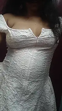 SameeraReddy19 online show from February 8, 5:05 am