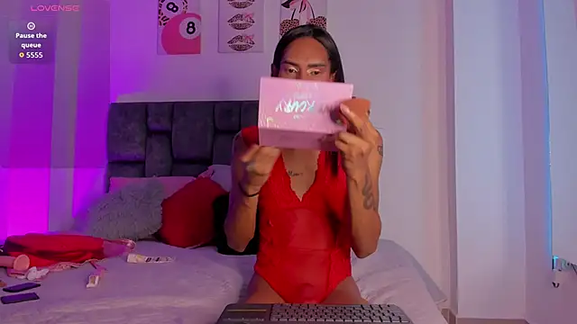 Snapshot of ValeryTs1 chatting on January 13, 6:12 pm ValeryTs1 online show from January 13, 6:12 pm