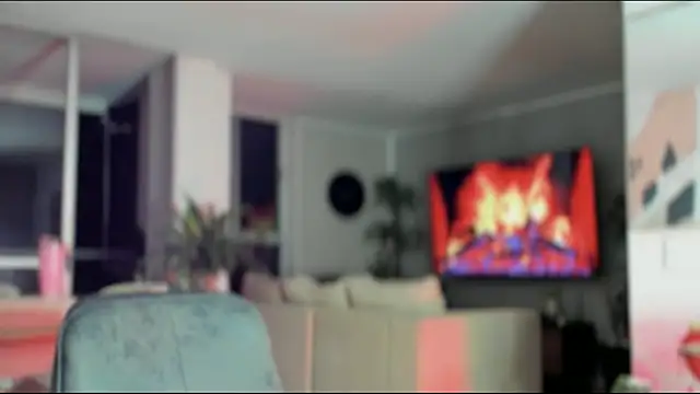 Valenthino Salvatore online show from February 18, 11:45 pm