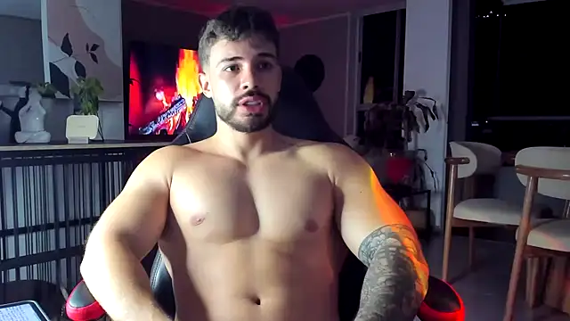 Snapshot of Valenthino_Salvatore chatting on June 13, 1:03 am Valenthino Salvatore online show from June 13, 1:03 am