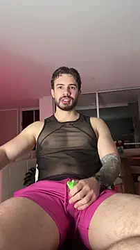 Valenthino Salvatore online show from January 14, 3:32 am