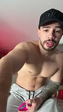 Valenthino Salvatore online show from December 20, 4:26 am