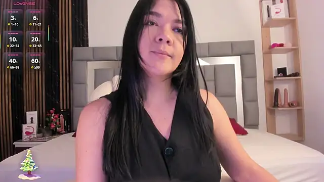 amaia santini online show from December 16, 7:07 pm