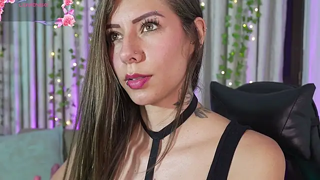 BritneyCortz  online show from December 20, 11:07 pm